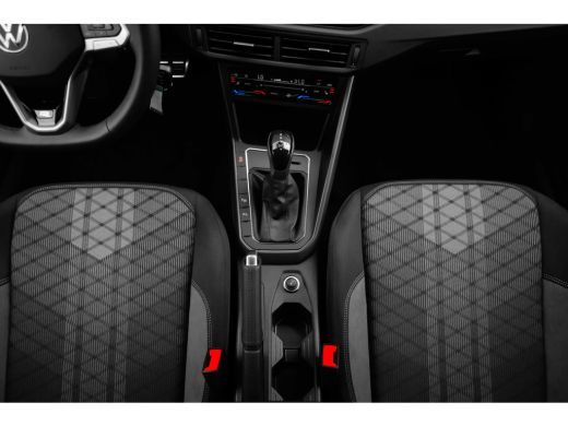 Volkswagen Polo R-Line Edition Inclusief €2000,- inruilvoordeel | 'App-Connect' draadloze smartphone integratie |... ActivLease financial lease