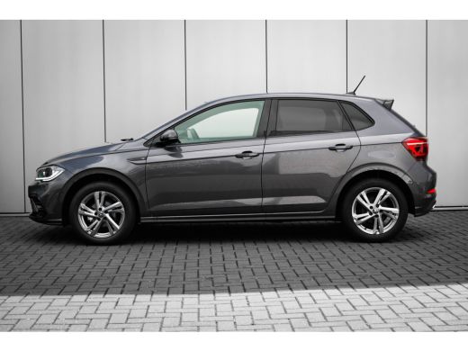 Volkswagen Polo R-Line Edition | 'App-Connect' draadloze smartphone integratie | Achterlichten LED | Afstandscont... ActivLease financial lease