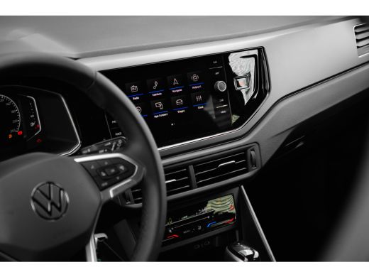 Volkswagen Polo R-Line Edition | 'App-Connect' draadloze smartphone integratie | Achterlichten LED | Afstandscont... ActivLease financial lease