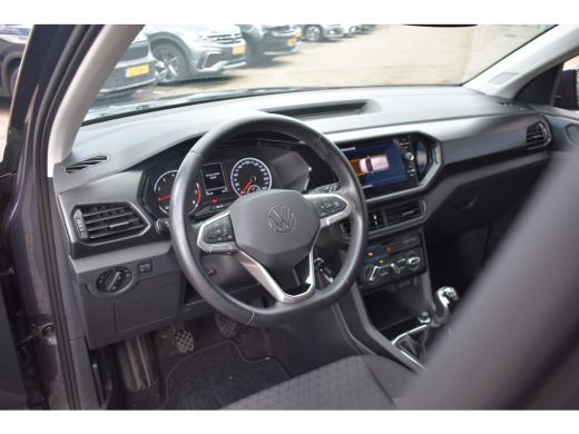 Volkswagen T-Cross 1.0 TSI 95PK Life ADAPT. CRUISE | DAB | AIRCO | ELEKTR. PAKKET | 16 INCH ActivLease financial lease