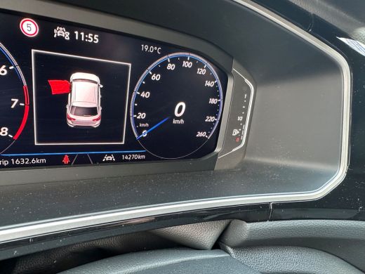 Volkswagen T-Roc 1.5 TSI 150pk DSG R-Line Business ActivLease financial lease