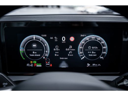 Volkswagen Tiguan R-Line Edition - eHybrid Inclusief €2000,- inruilvoordeel | 'App-Connect' draadloze smartphone in... ActivLease financial lease