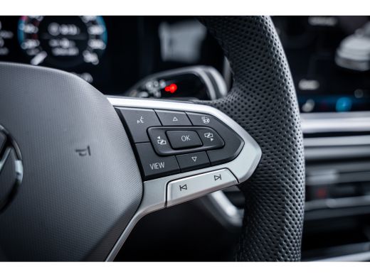 Volkswagen Tiguan R-Line Edition - eHybrid Inclusief €2000,- inruilvoordeel | 'App-Connect' draadloze smartphone in... ActivLease financial lease