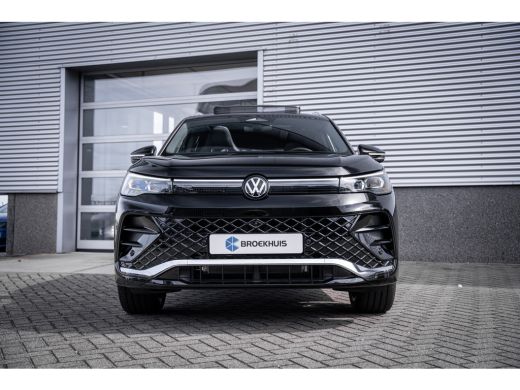 Volkswagen Tiguan R-Line Edition - eHybrid Inclusief €2000,- inruilvoordeel | 'App-Connect' draadloze smartphone in... ActivLease financial lease