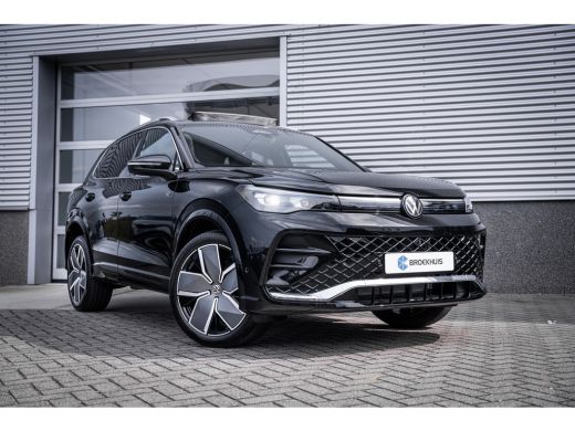 Volkswagen Tiguan R-Line Edition - eHybrid Inclusief €2000,- inruilvoordeel | 'App-Connect' draadloze smartphone in... ActivLease financial lease
