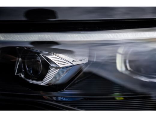 Volkswagen Tiguan R-Line Edition - eHybrid Inclusief €2000,- inruilvoordeel | 'App-Connect' draadloze smartphone in... ActivLease financial lease