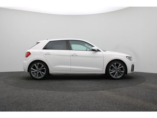 Audi A1 Sportback Sportback 25 TFSI Pro Line | 18 inch LM | Achterbank in delen neerklapbaar | Airco ActivLease financial lease