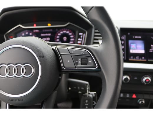Audi A1 Sportback Sportback 25 TFSI Pro Line | 18 inch LM | Achterbank in delen neerklapbaar | Airco ActivLease financial lease