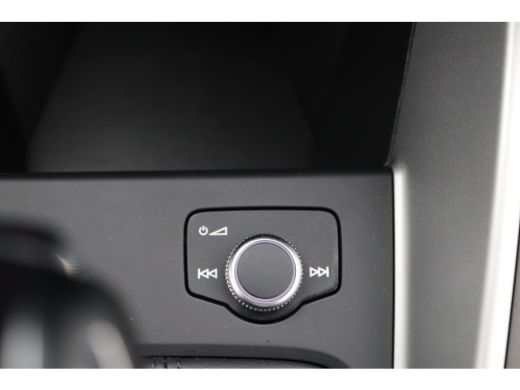 Audi A1 Sportback Sportback 25 TFSI Pro Line | 18 inch LM | Achterbank in delen neerklapbaar | Airco ActivLease financial lease