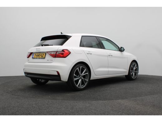 Audi A1 Sportback Sportback 25 TFSI Pro Line | 18 inch LM | Achterbank in delen neerklapbaar | Airco ActivLease financial lease