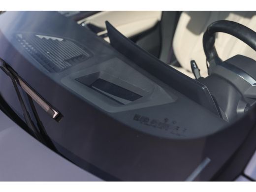 BMW X1 xDrive30e High Executive M Sport Automaat / Panoramadak / Sportstoelen / M Adaptief onderstel / A... ActivLease financial lease