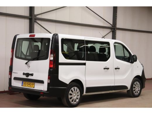 Opel Vivaro PERSONENVERVOER 9 LEASE 258 EURO PER MAAND Opel Vivaro Combi PERSONENVERVOER 9 LEASE 366 EURO PER... ActivLease financial lease