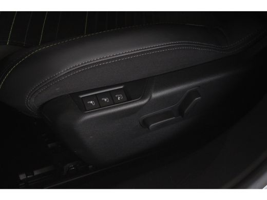 Peugeot 2008 1.2 Turbo 130-PK GT PACK AUTOMAAT | LUXE UITVOERING | ALCANTARA BEKLEDING | 360' GRADEN CAMERA | ... ActivLease financial lease
