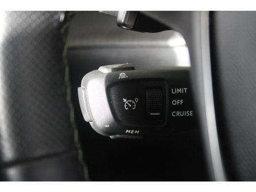 Peugeot 2008 1.2 Turbo 130-PK GT PACK AUTOMAAT | LUXE UITVOERING | ALCANTARA BEKLEDING | 360' GRADEN CAMERA | ... ActivLease financial lease