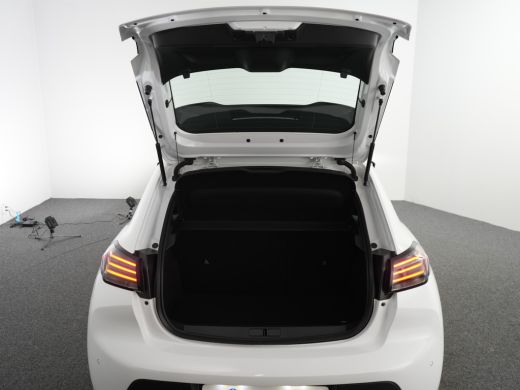 Peugeot 208 Style | Dashboard en deurpanelen in kunststof met carboneffect | Ecoled koplampen | Elektrisch ve... ActivLease financial lease