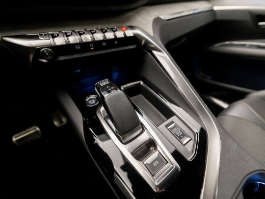 Peugeot 3008 1.6 HYbrid 225 GT Line 225Pk Automaat (APPLE CARPLAY, GROOT NAVI, 360 CAMERA, ADAPTIVE CRUISE, LE... ActivLease financial lease