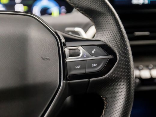 Peugeot 3008 1.6 HYbrid 225 GT Line 225Pk Automaat (APPLE CARPLAY, GROOT NAVI, 360 CAMERA, ADAPTIVE CRUISE, LE... ActivLease financial lease