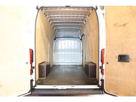 Peugeot Boxer 2.2 BlueHDi 140PK L4H3 ActivLease financial lease