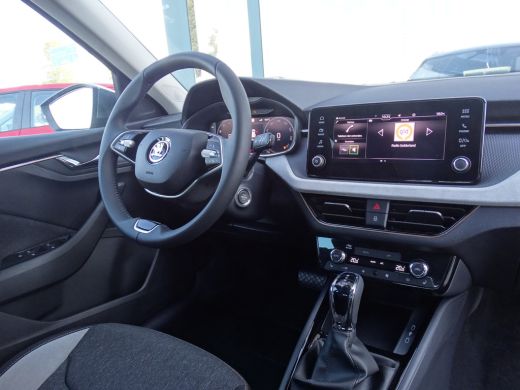 Skoda Kamiq Business Edition | Achteruitrijcamera | Chromen raamlijsten | Cruise control met speedlimiter ActivLease financial lease