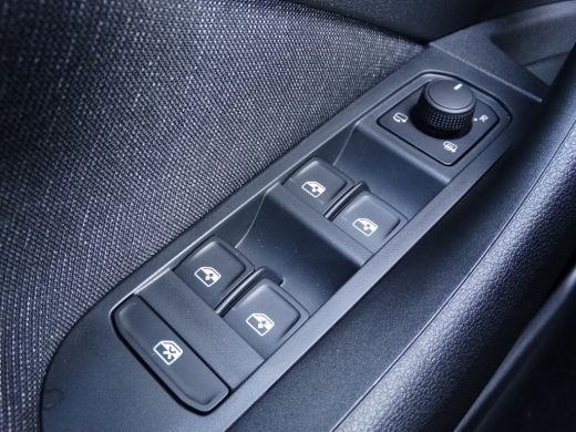 Skoda Kamiq Business Edition | Achteruitrijcamera | Chromen raamlijsten | Cruise control met speedlimiter ActivLease financial lease