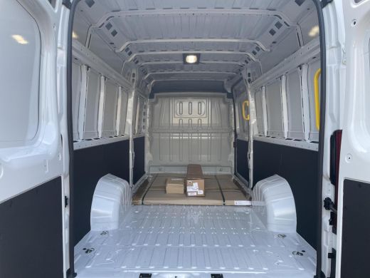 Toyota ProAce 2.2 D-4D L4H2 Comfort + ECC | BPM Vrij | Direct leverbaar | ActivLease financial lease