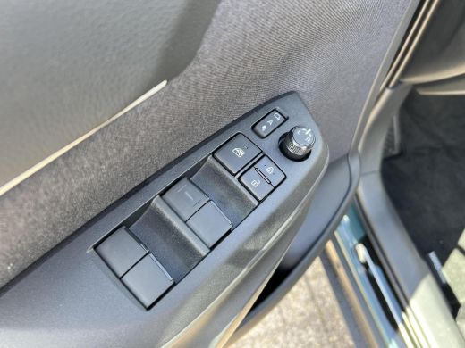 Toyota Yaris Cross 1.5 Hybrid 115 Dynamic Comfort pack ActivLease financial lease