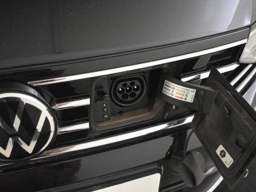 Volkswagen Passat Variant 1.4 TSI PHEV GTE Business 218pk Dodehoekdetectie | Camera achter | Park assist | Adaptief... ActivLease financial lease