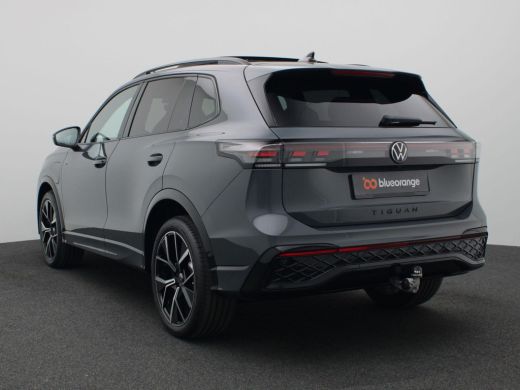 Volkswagen Tiguan 1.5 eHybrid R-Line Edition 272PK DSG black style, matrix led, trekhaak, panoramadak, 360gr. camer... ActivLease financial lease
