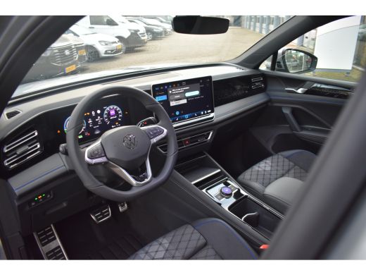 Volkswagen Tiguan R-Line Edition - eHybrid | 'App-Connect' draadloze smartphone integratie | Automatische afstandsr... ActivLease financial lease