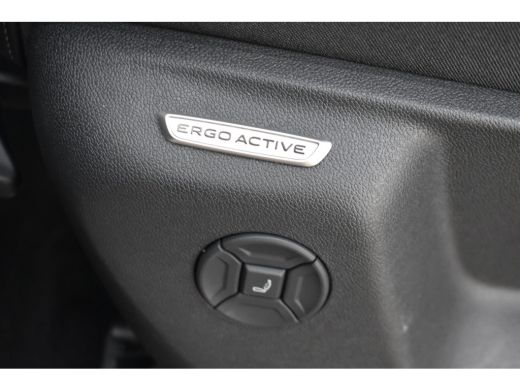 Volkswagen Tiguan R-Line Edition - eHybrid | 'App-Connect' draadloze smartphone integratie | Automatische afstandsr... ActivLease financial lease