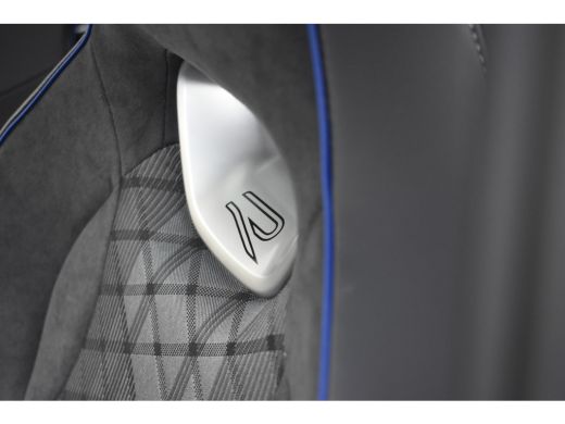 Volkswagen Tiguan R-Line Edition - eHybrid | 'App-Connect' draadloze smartphone integratie | Automatische afstandsr... ActivLease financial lease