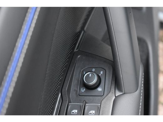 Volkswagen Tiguan R-Line Edition - eHybrid | 'App-Connect' draadloze smartphone integratie | Automatische afstandsr... ActivLease financial lease