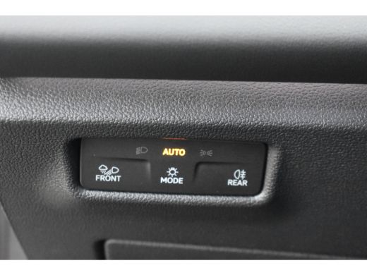 Volkswagen Tiguan R-Line Edition - eHybrid | 'App-Connect' draadloze smartphone integratie | Automatische afstandsr... ActivLease financial lease