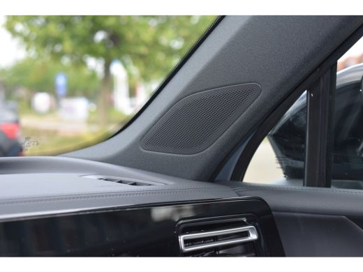 Volkswagen Tiguan R-Line Edition - eHybrid | 'App-Connect' draadloze smartphone integratie | Automatische afstandsr... ActivLease financial lease