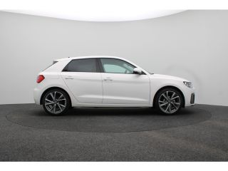 Audi A1 Sportback Sportback 25 TFSI Pro Line | 18 inch LM | Achterbank in delen neerklapbaar | Airco