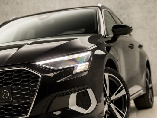 Audi A3 Sportback 40 TFSI e Sportline Automaat (APPLE CARPLAY, GROOT NAVI, ADAPTIVE CRUISE, SFEERVERLICHT... ActivLease financial lease
