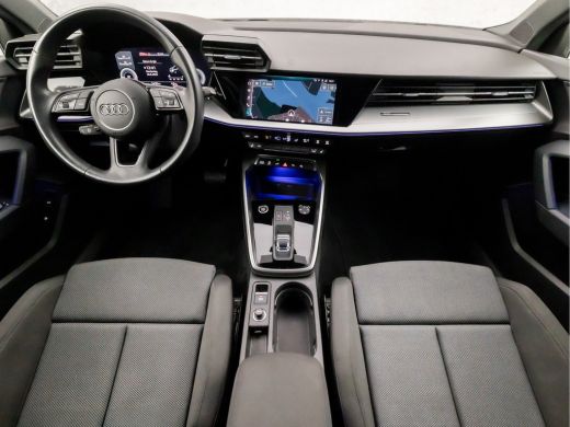 Audi A3 Sportback 40 TFSI e Sportline Automaat (APPLE CARPLAY, GROOT NAVI, ADAPTIVE CRUISE, SFEERVERLICHT... ActivLease financial lease