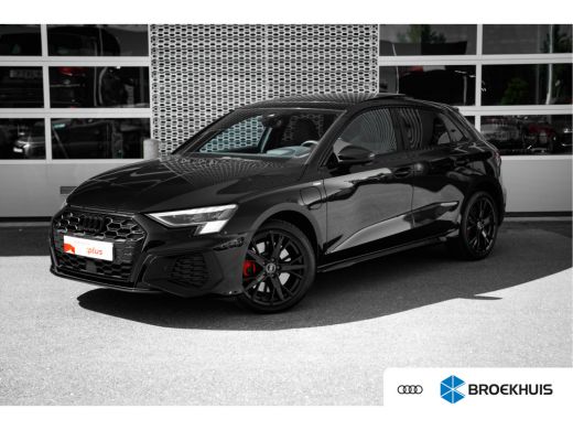 Audi A3 Sportback 45 TFSI e 245pk S edition Competition | Panoramadak | Head-Up | Stoelen Elektrisch | Do... Audi A3 Sportback 45 TFSI e 245pk S edition Competition | Panoramadak | Head-Up | Stoelen Elektrisch | Do...