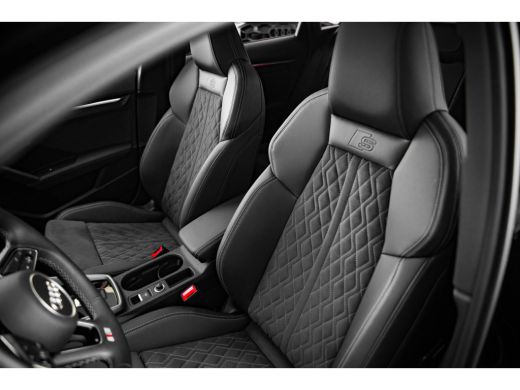 Audi A3 Sportback 45 TFSI e 245pk S edition Competition | Panoramadak | Head-Up | Stoelen Elektrisch | Do... ActivLease financial lease