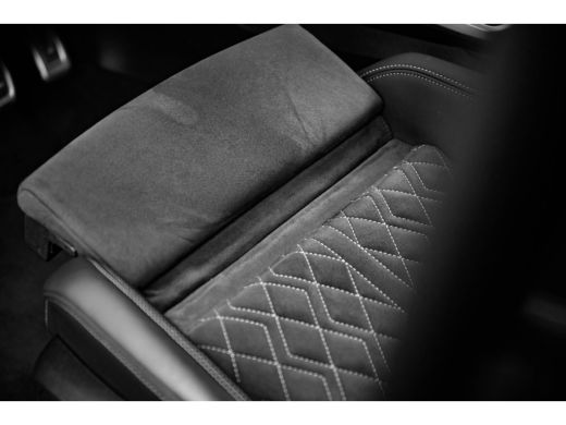 Audi A3 Sportback 45 TFSI e 245pk S edition Competition | Panoramadak | Head-Up | Stoelen Elektrisch | Do... ActivLease financial lease