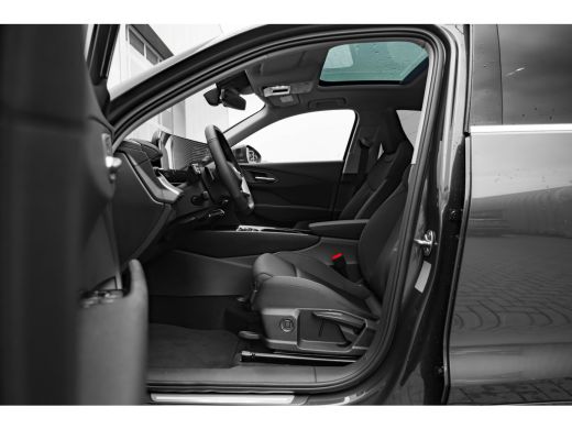 Audi Q3 Advanced edition, Q3 (2026) | Adaptive cruise control | Audi sound system | Cruise control ActivLease financial lease