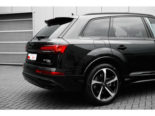 Audi Q7 55 TFSI e quattro Pro Line S 381PK | Verlengde garantie 10/2028 | Nachtzicht | Trekhaak | Panoram... ActivLease financial lease