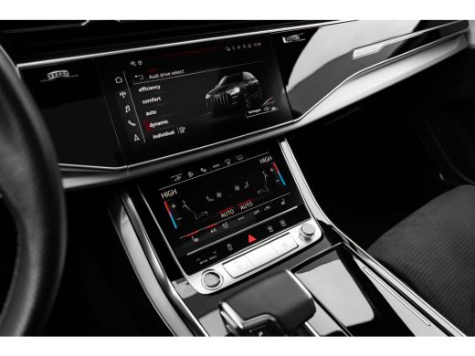 Audi Q7 55 TFSI e quattro Pro Line S 381PK | Verlengde garantie 10/2028 | Nachtzicht | Trekhaak | Panoram... ActivLease financial lease