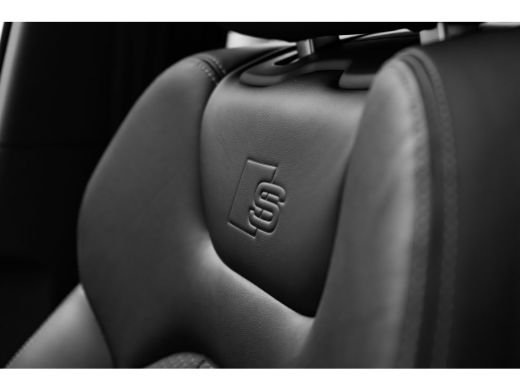 Audi Q7 55 TFSI e quattro Pro Line S 381PK | Verlengde garantie 10/2028 | Nachtzicht | Trekhaak | Panoram... ActivLease financial lease