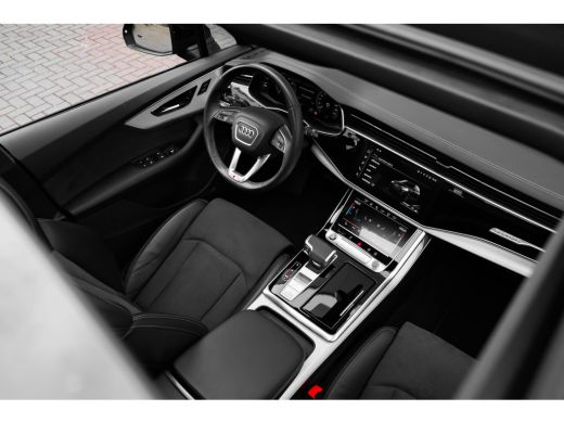 Audi Q7 55 TFSI e quattro Pro Line S 381PK | Verlengde garantie 10/2028 | Nachtzicht | Trekhaak | Panoram... ActivLease financial lease
