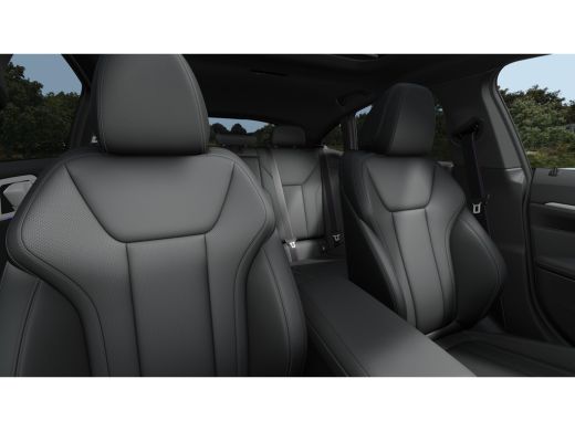 BMW i4 eDrive35 High Executive M Sport / Schuif-kanteldak / Adaptieve LED / Comfort Access / Stoelverwar... ActivLease financial lease