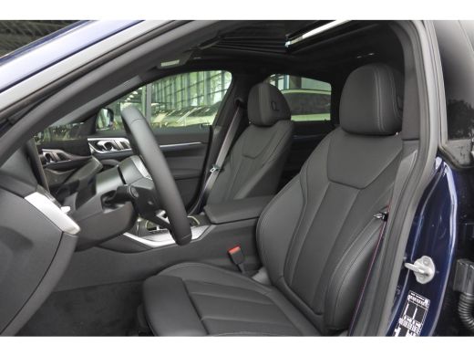 BMW i4 eDrive35 M Sport / Schuif-kanteldak / Adaptieve LED / Comfort Access / Stoelverwarming / BMW Live... ActivLease financial lease