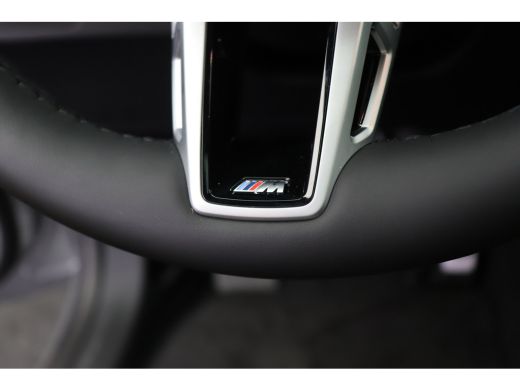 BMW X1 xDrive25e M Sport Automaat / Panoramadak / Trekhaak / Sportstoelen / Achteruitrijcamera / Adaptie... ActivLease financial lease