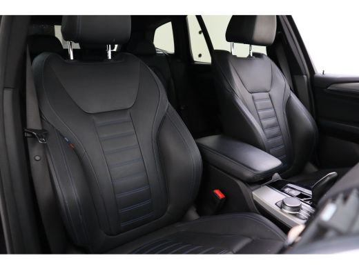 BMW X3 xDrive30i High Executive M Sport Automaat / Sportstoelen / Achteruitrijcamera / LED / Stoelverwar... ActivLease financial lease