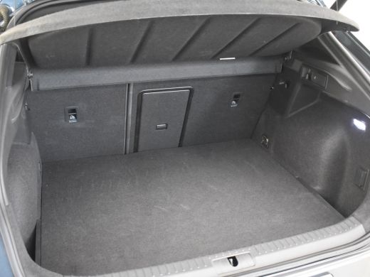 CUPRA Formentor 1.4 e-Hybrid VZ Tribe Edition 245pk | Stuur & stoel Verwarming | LED Lampen | DAB | Cruise Contro... ActivLease financial lease